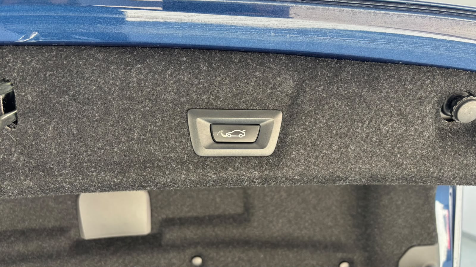 BMW 320i 22
